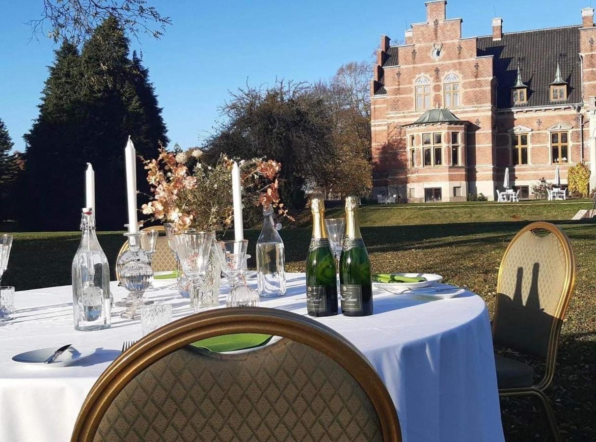 Fuglsang Herregaard Hotel Toreby Exterior foto